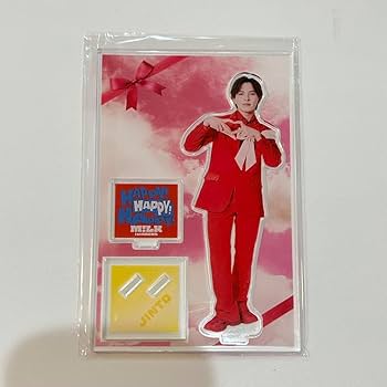 Amazon.co.jp: m!lk 吉田仁人 アクスタ 赤衣装 ハハハッピー : おもちゃ