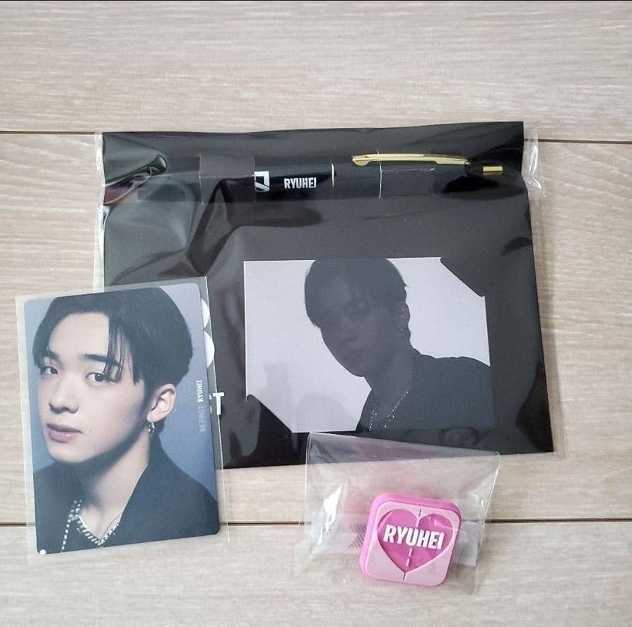 Amazon.co.jp: BE:FIRST リュウヘイ グッズ まとめ売り : おもちゃ