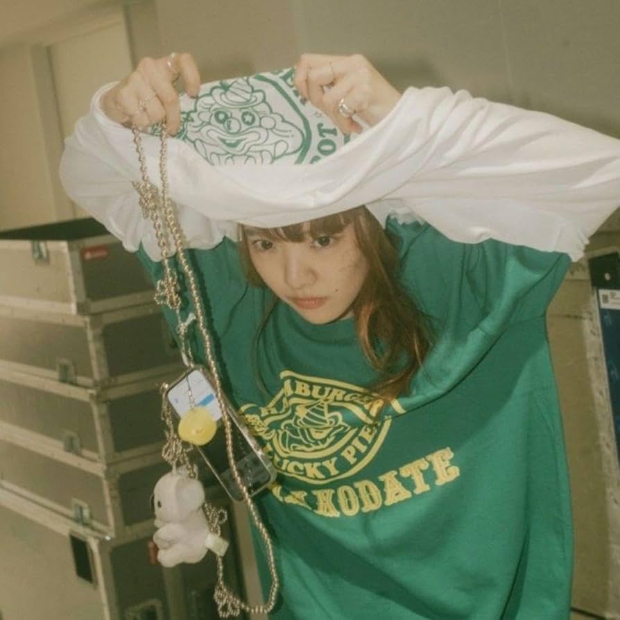 Amazon.co.jp: ラッキーピエロTシャツ あいみょん着用モデル : おもちゃ