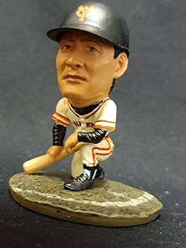 Amazon.co.jp: 長嶋茂雄 フィギュア 2個 ホーム 感動の現役引退式