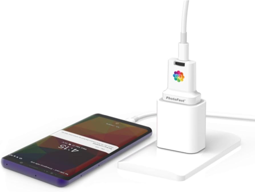 Amazon.co.jp: PhotoFast PhotoCube C (Type-Cポート&オス) 充電中の