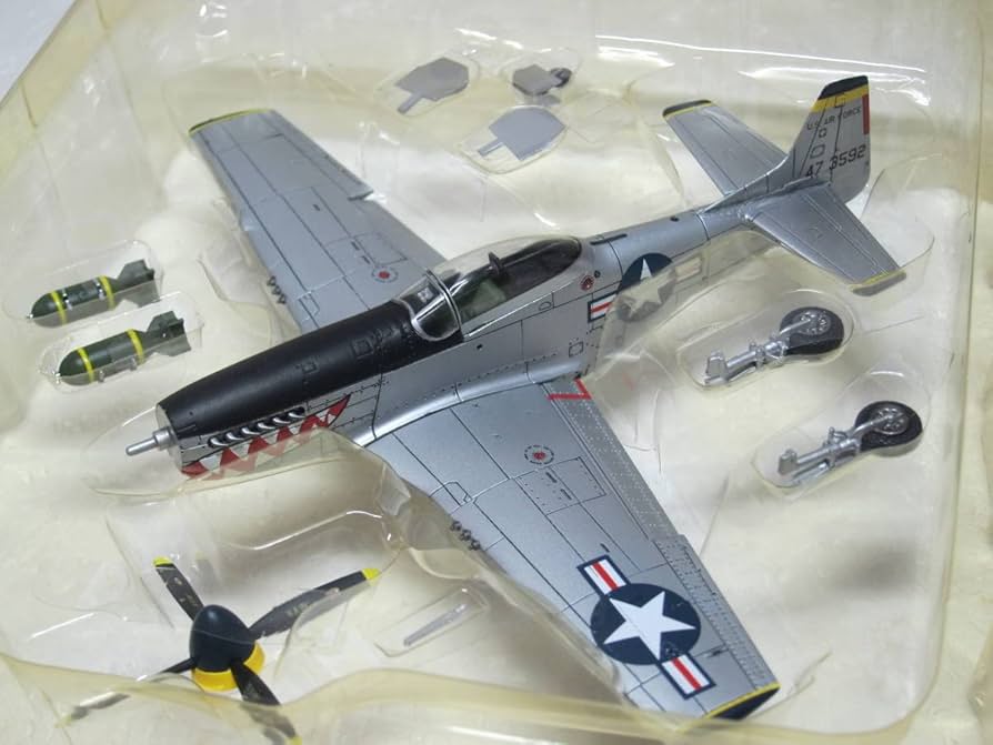 Amazon.co.jp: 1/72 ドラゴンウイング ウォーバーズ P-51D マスタング