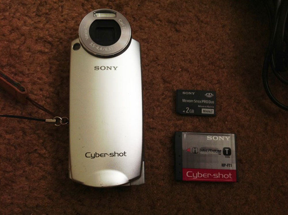 Amazon.com : Sony Cybershot DSC-M2 5.1MP Digital Camera with 3x