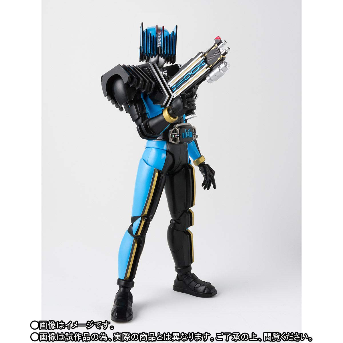 Amazon.co.jp: BANDAI S.H.Figuarts（真骨彫製法） 仮面ライダー