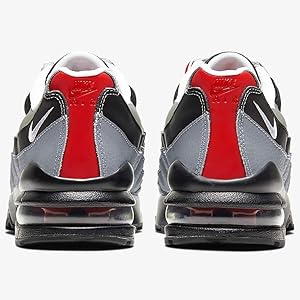 Amazon | Nike Air Max 95 (キッズ) US サイズ: 3.5 Big Kid カラー