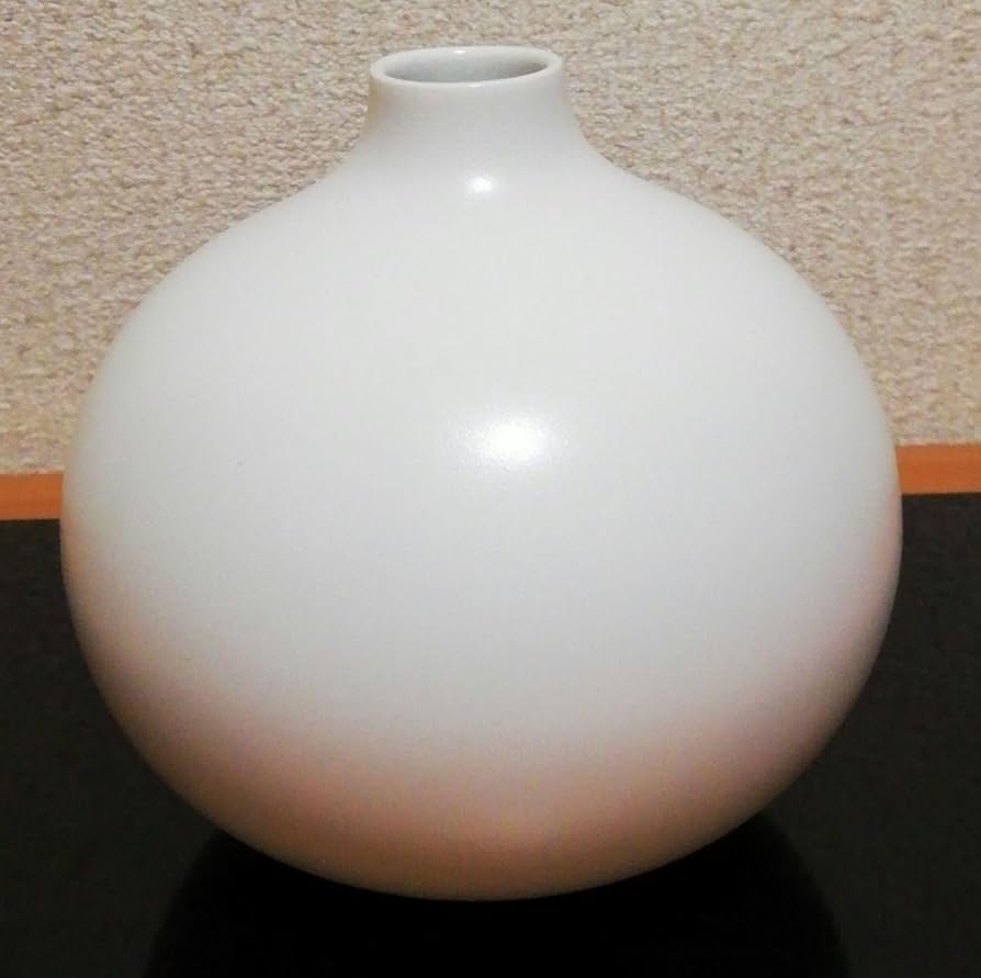 Amazon.co.jp: 人間国宝 前田昭博作 白磁 花入 壺 共箱 略歴付 花瓶