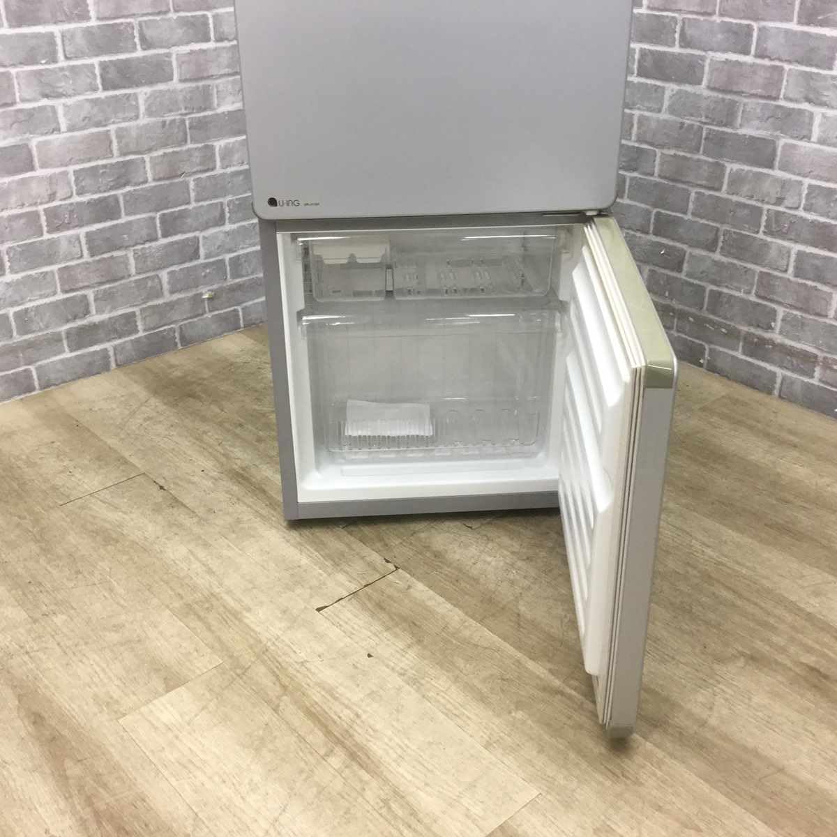 Amazon | ユーイング 110L 2ドア冷蔵庫（シルバー）【右開き】UING UR