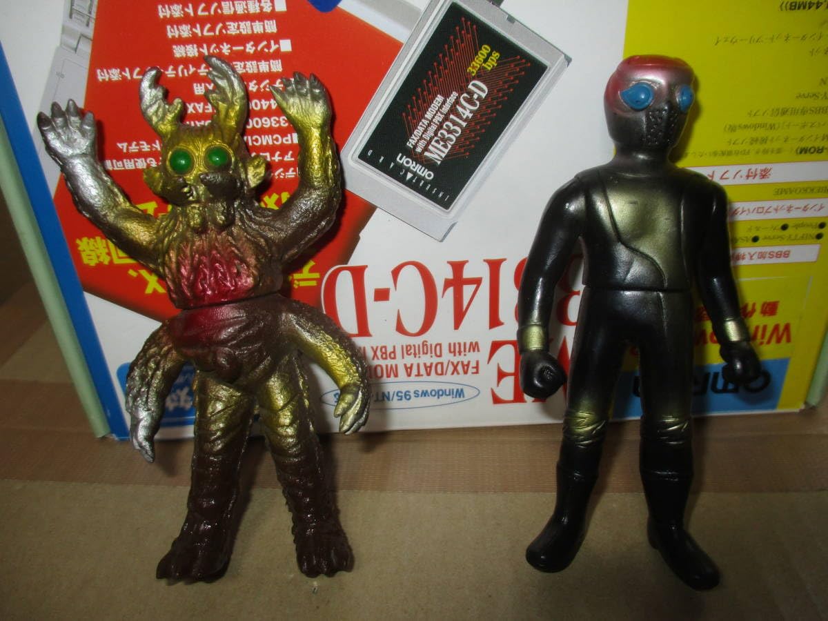 ⚠️激レアマニアックメガロマン黒星兵士黒星族ミニソフビタカトク