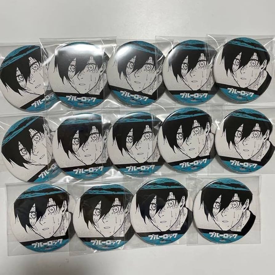 Amazon.co.jp: 糸師凛 缶バッジ 04 ブルーロック : おもちゃ