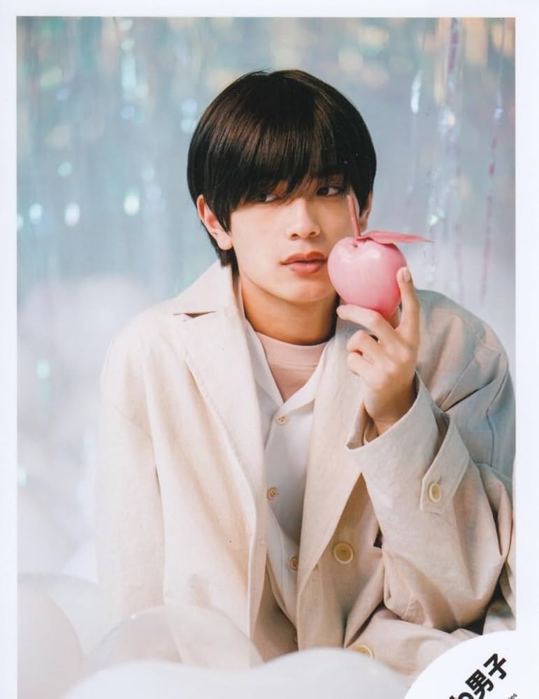 Amazon.co.jp: なにわ男子 公式 生 写真（高橋恭平）J01345 : おもちゃ