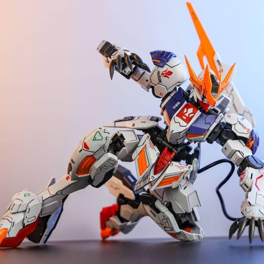 Amazon.co.jp: MAX1/100 バルバトスルプス 狼王 ウルフキング 鉄血の