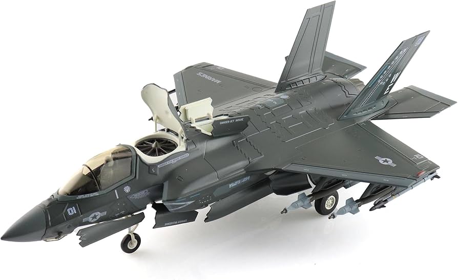 Amazon | HOBBY MASTER 1/72 F-35B ライトニングII VMFA-214 ブラック