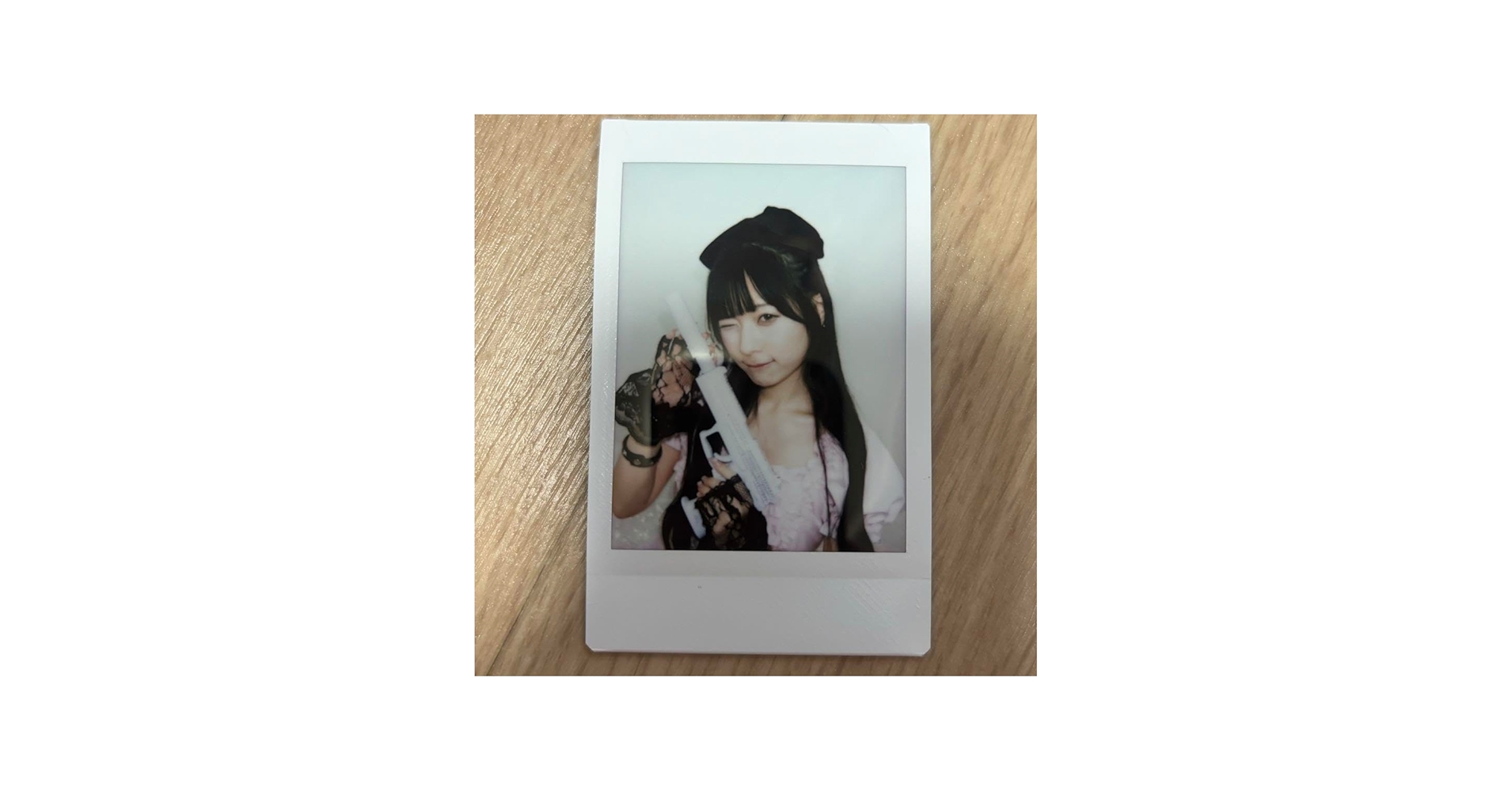 Amazon.co.jp: 逃げ水あむ ラルム LARME チェキ きゅるりんってして