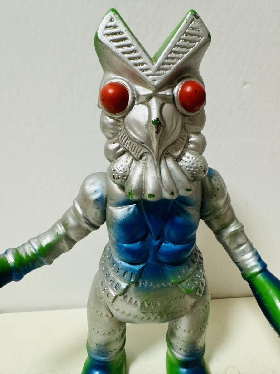 Amazon.co.jp: 限定復刻 ブルマァク バルタン星人 ソフビ 誕生25周年