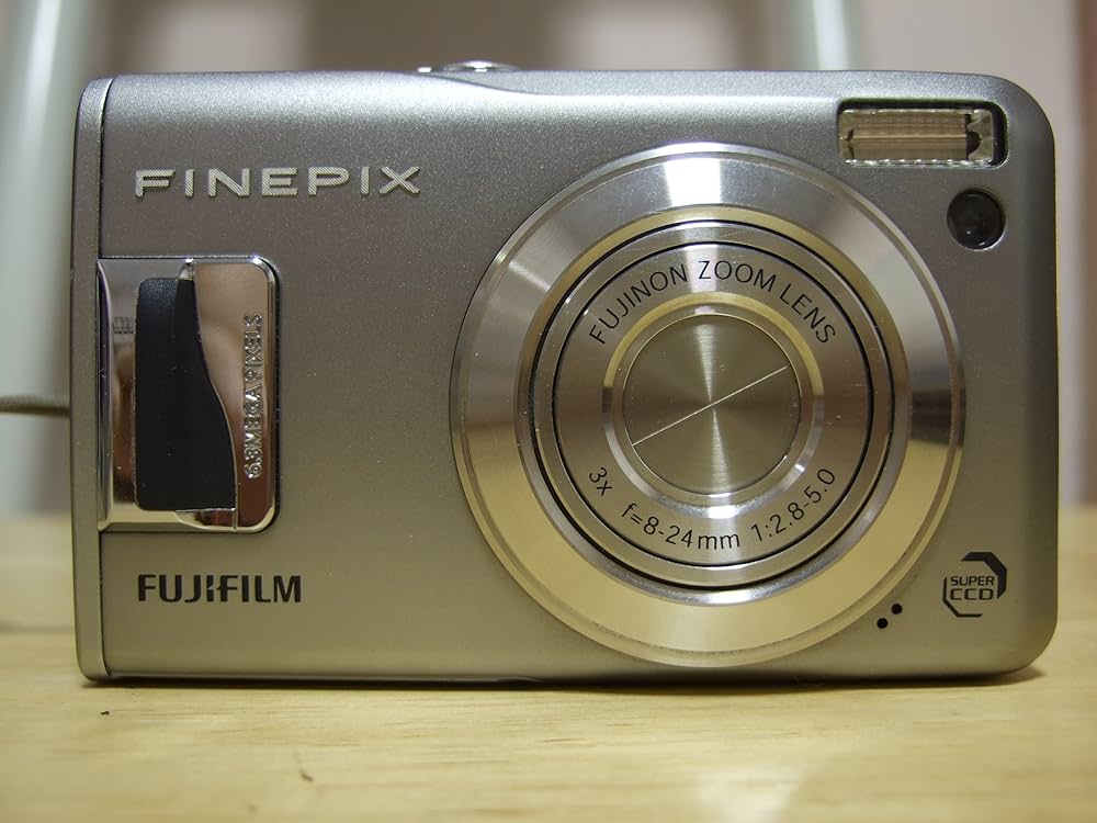 Fujifilm FinePix F31fd Digital Camera - Silver (6.3MP, 3x Optical
