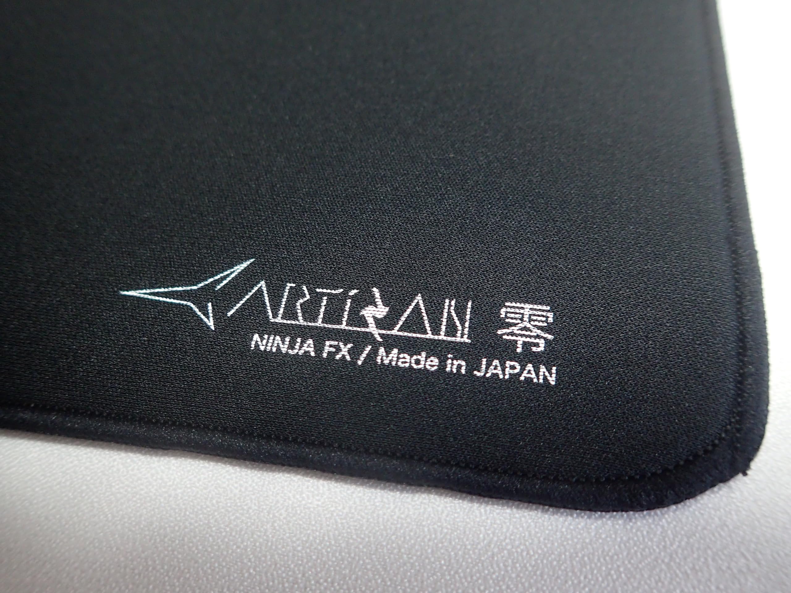 ARTISAN FX HAYATEOTSU NINJABLACK Gaming Mousepad, ポリウレタン