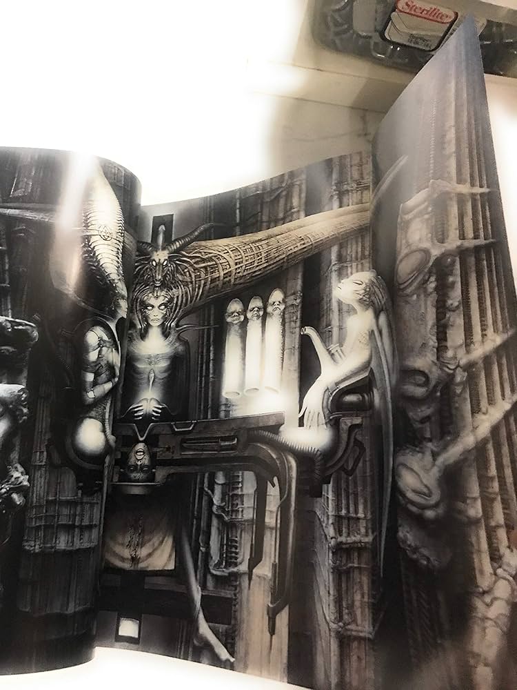 Amazon.co.jp: H. R. Giger's Necronomicon I : 本