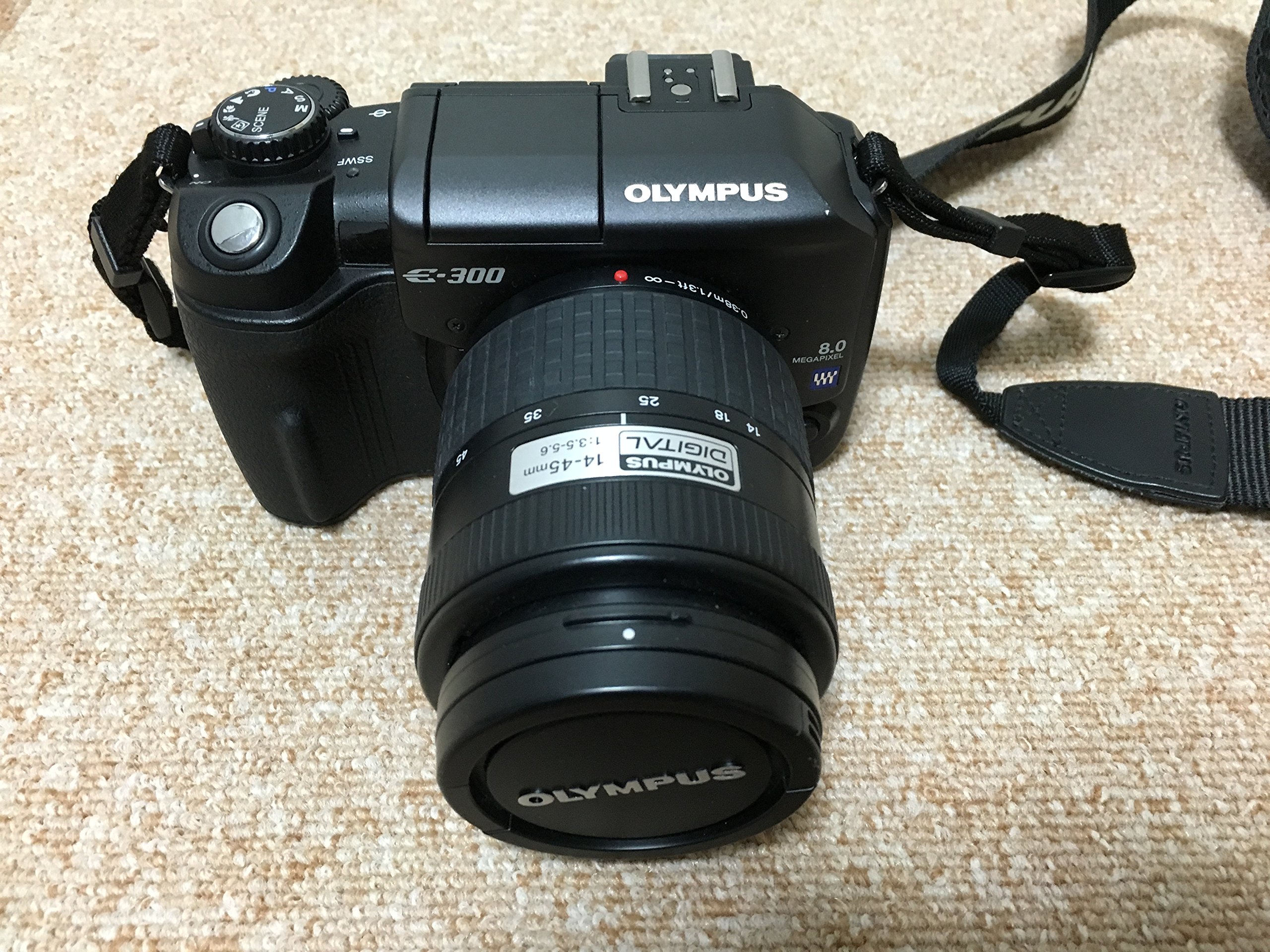 美品 OLYMPUS E-300 ダブルレンズセット カード付 一眼レフカメラ