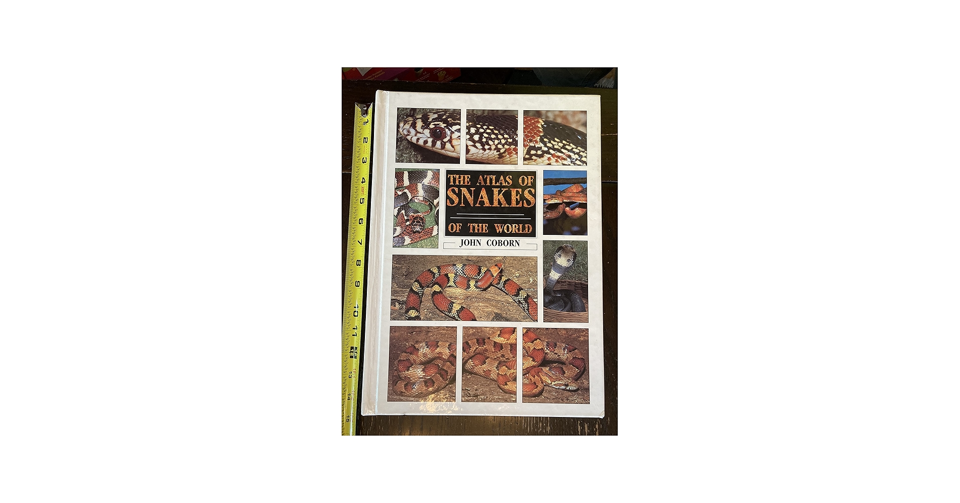 The Atlas of Snakes of the World: Coborn, John: 9780866227490