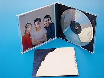 Amazon.co.jp: 左うでの夢 - 坂本龍一: ミュージック