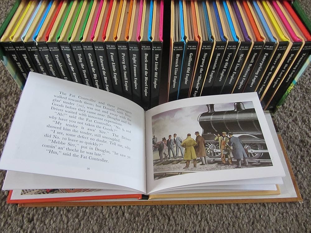 Thomas the Tank Engine: The Classic Library (26 Volumes): Awdry