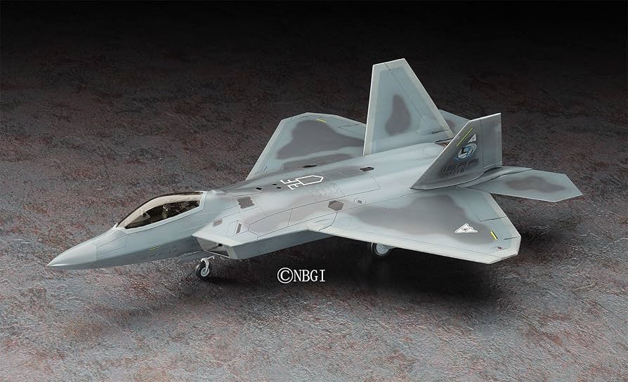 Amazon | ハセガワ 1/72 エースコンバットシリーズF-22 ラプター