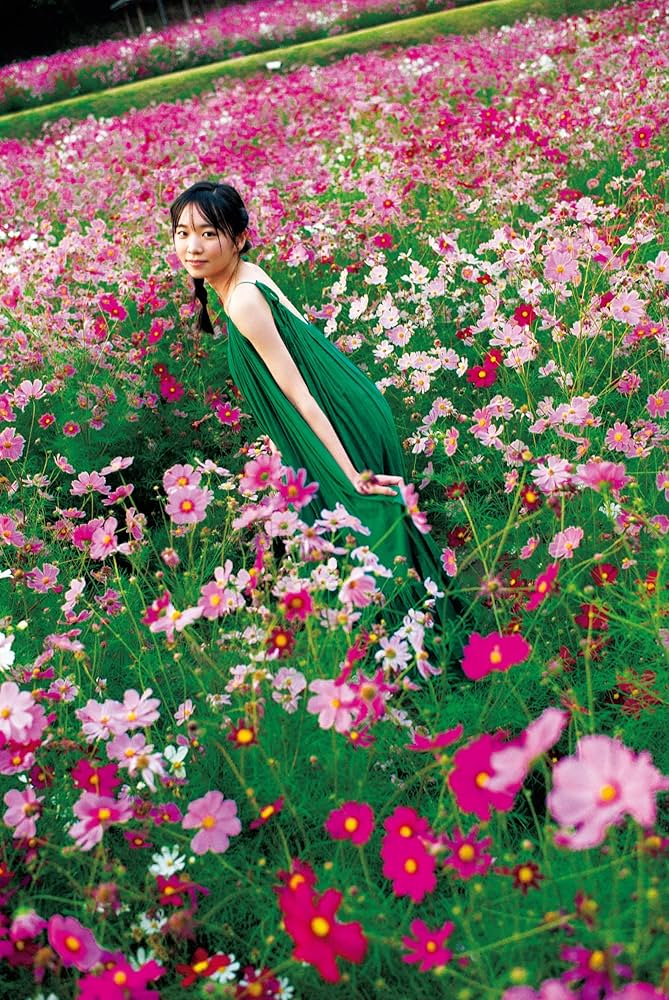 Amazon.co.jp: 【Amazon.co.jp 限定】椿野ゆうこ 1st写真集 椿の色