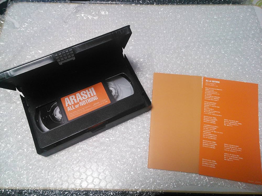 Amazon.co.jp: ALL or NOTHING [VHS] : 嵐, 嵐: DVD