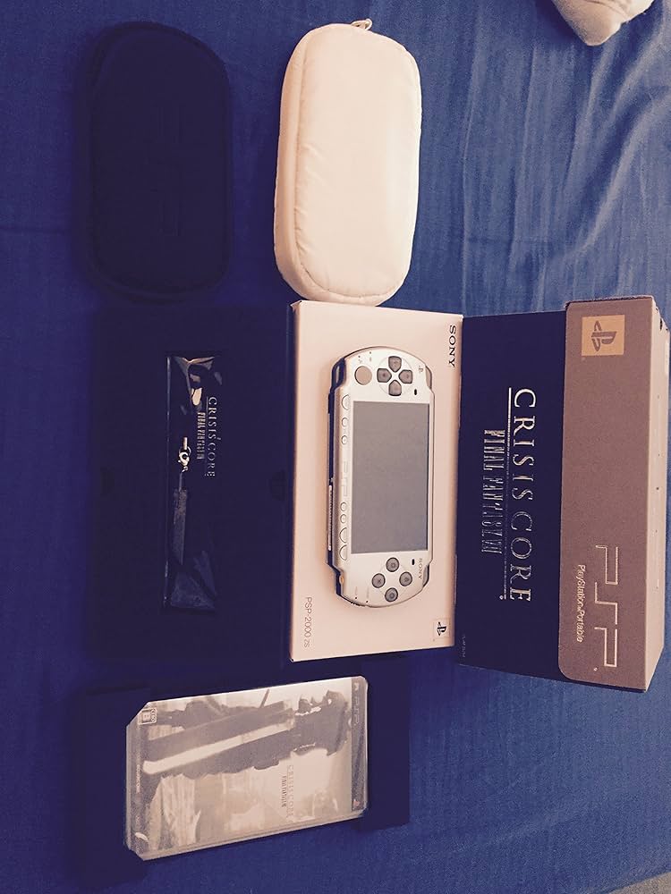 Amazon | クライシス コア -ファイナルファンタジーVII-(FFVII 10th