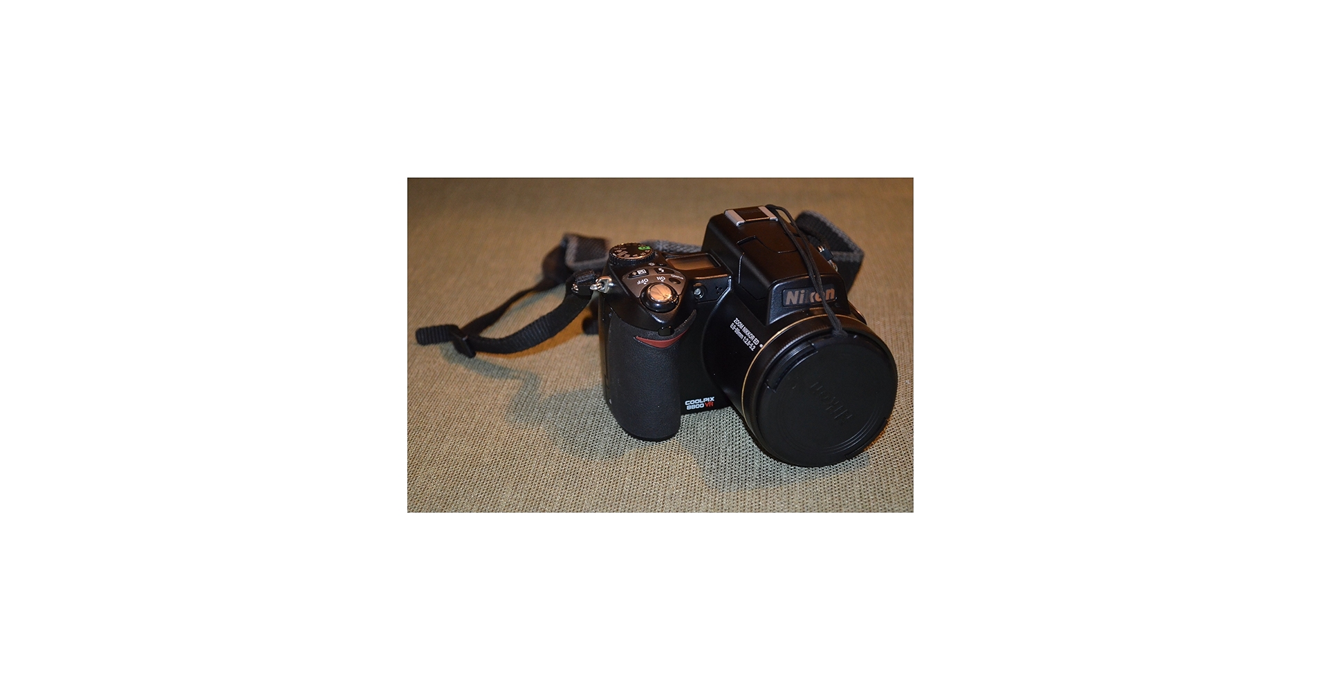 Amazon.com : Nikon Coolpix 8800 8MP Digital Camera with 10x