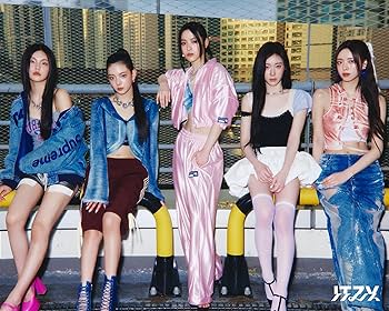 Amazon.co.jp: ITZY GOLD 2nd Album with Tracking (Standard Set(Blue