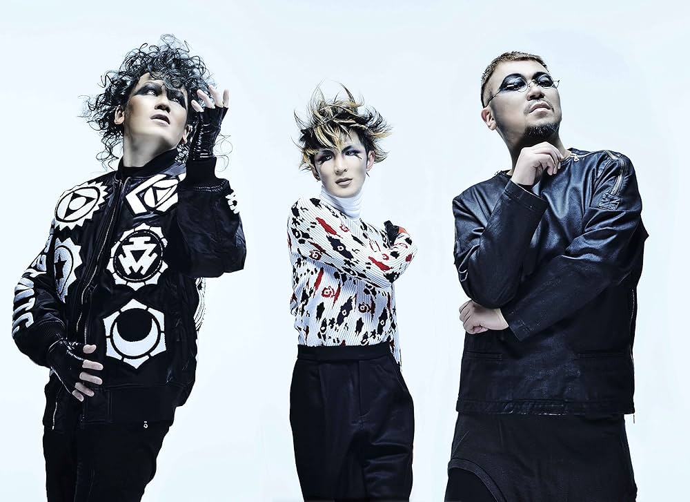 Amazon.co.jp: 12(良心盤): ミュージック