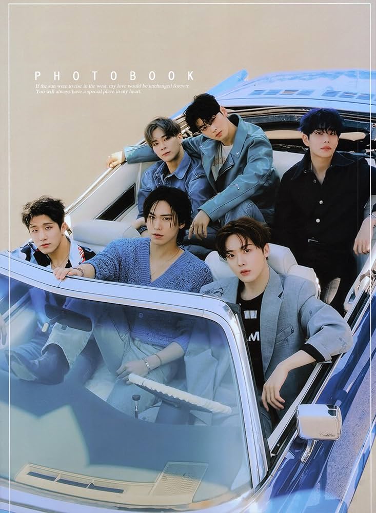 Amazon.co.jp: アストロ グッズ 写真集 Premium Photo Book 大型写真集