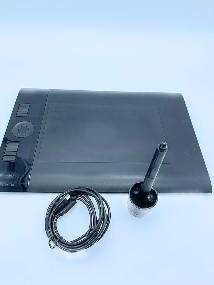 Amazon.co.jp: Wacom プロフェッショナルペンタブレット Mサイズ 紙と