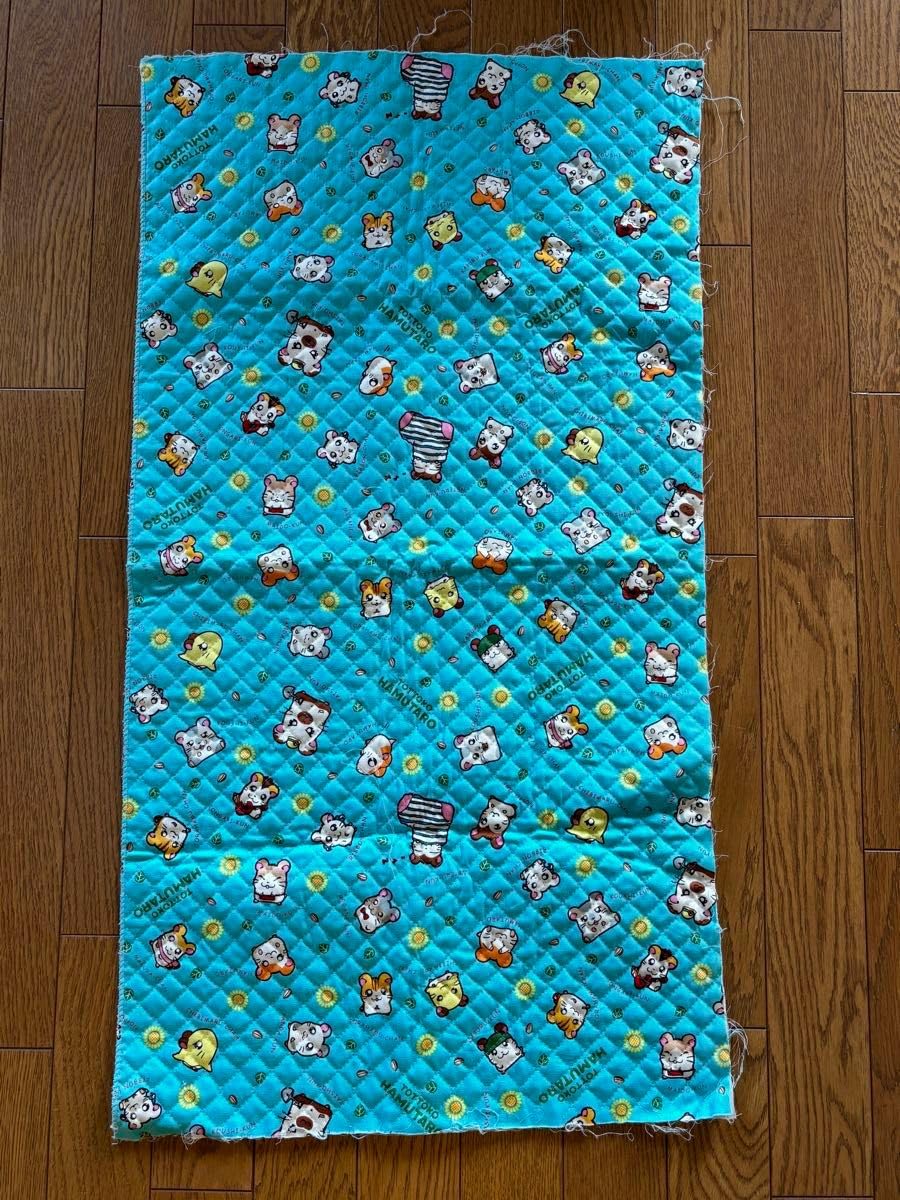 Amazon.co.jp: ②とっとこハム太郎キルティング生地はぎれブルーレア