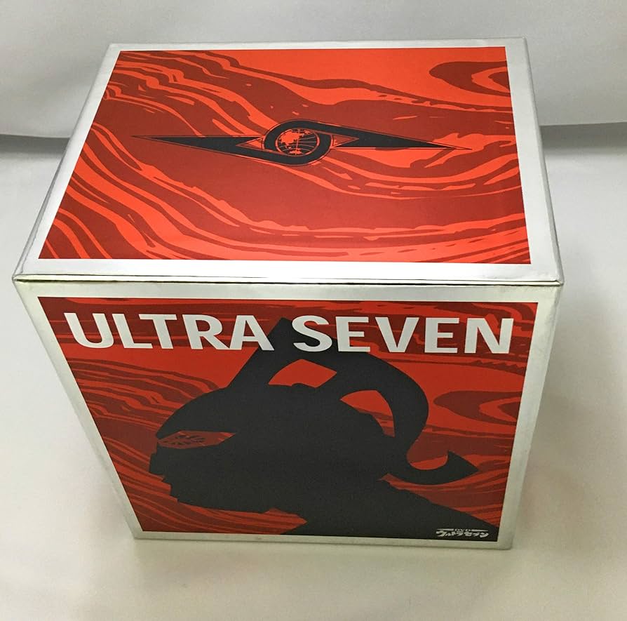 Amazon.co.jp: DVDウルトラセブン 全12巻セット : 特撮(映像), 中山