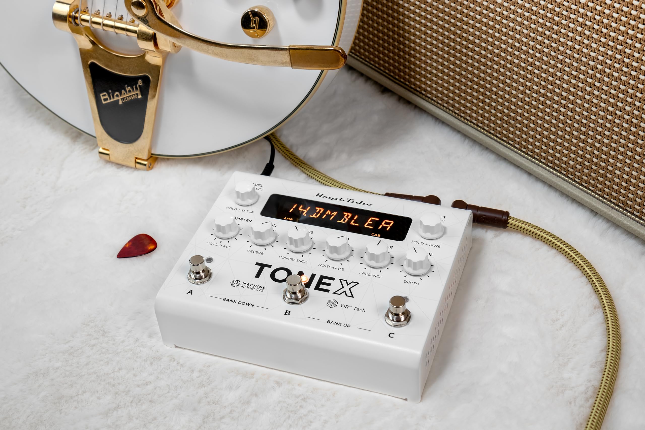 Amazon.co.jp: IK Multimedia TONEX Pedal Anniversary Limited