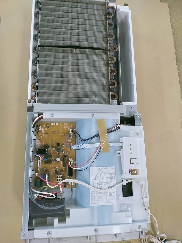 Amazon | コロナ：冷暖房窓用エアコン(シェルホワイト)/CWH-A1820-WS