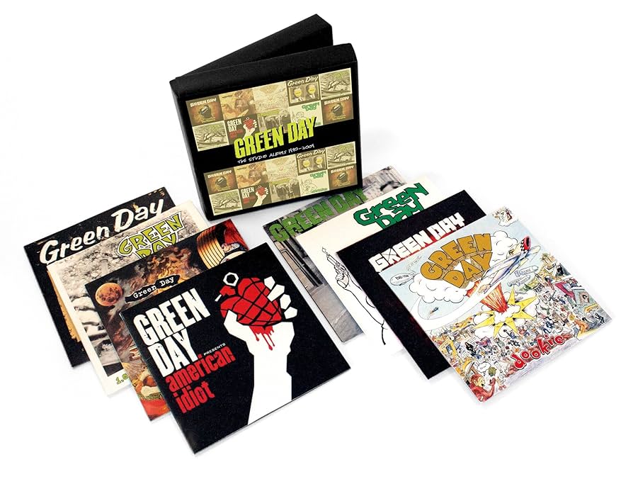Amazon.co.jp: GREEN DAY: THE STUDIO ALBUMS 1990-2009: ミュージック