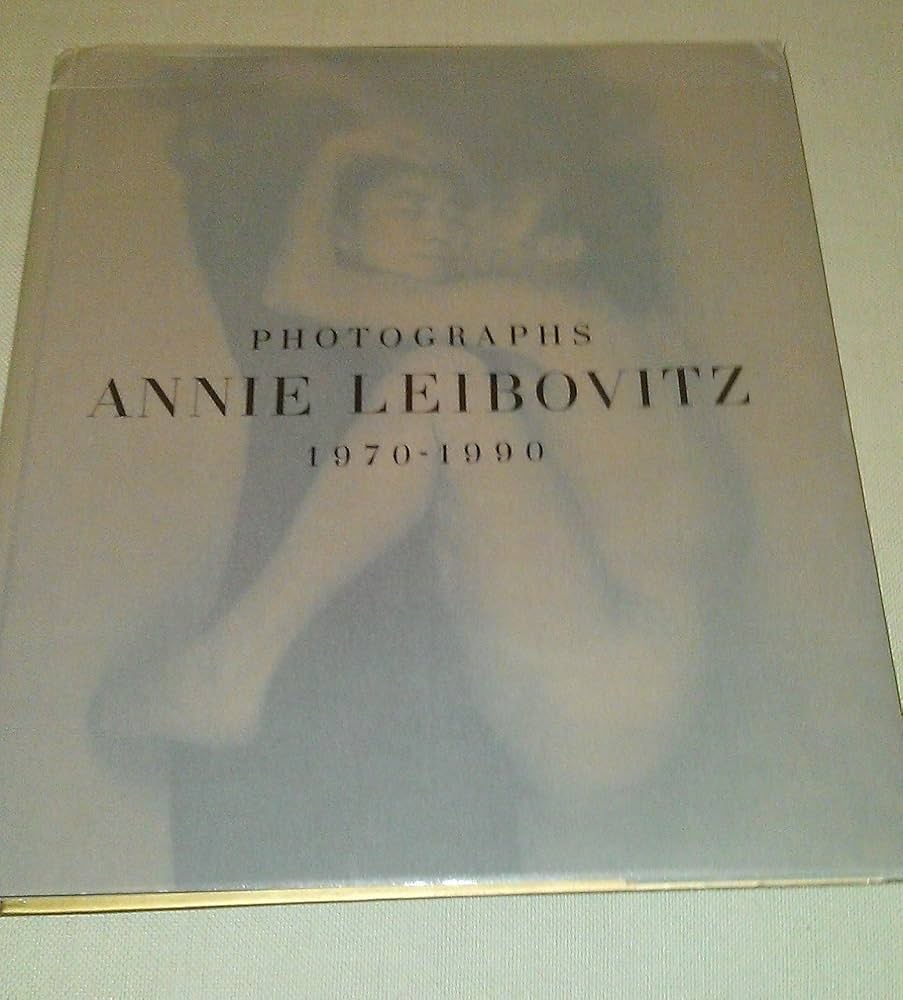 Amazon.com: Photographs Annie Leibovitz 1970-1990: 9780060167257