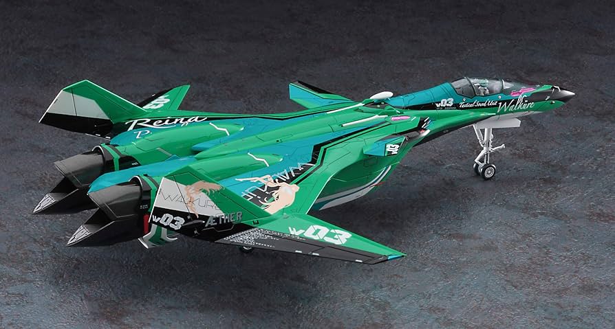 Amazon.com: 1/72 VF-31E Siegfried `Reina Prowler Color` Theatrical