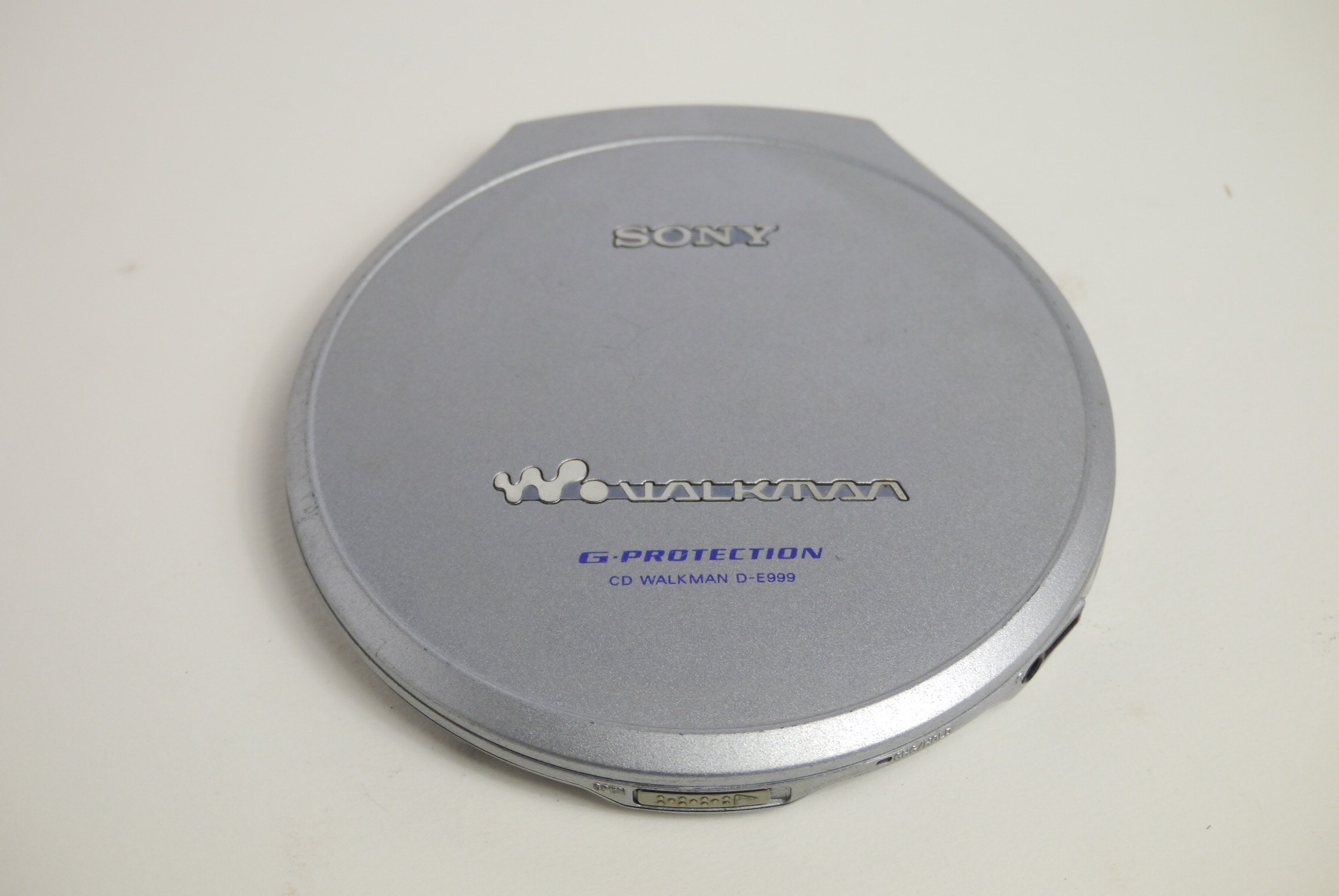 Amazon | SONY ソニー CDウォークマン WALKMAN ポータブルCDプレイヤー