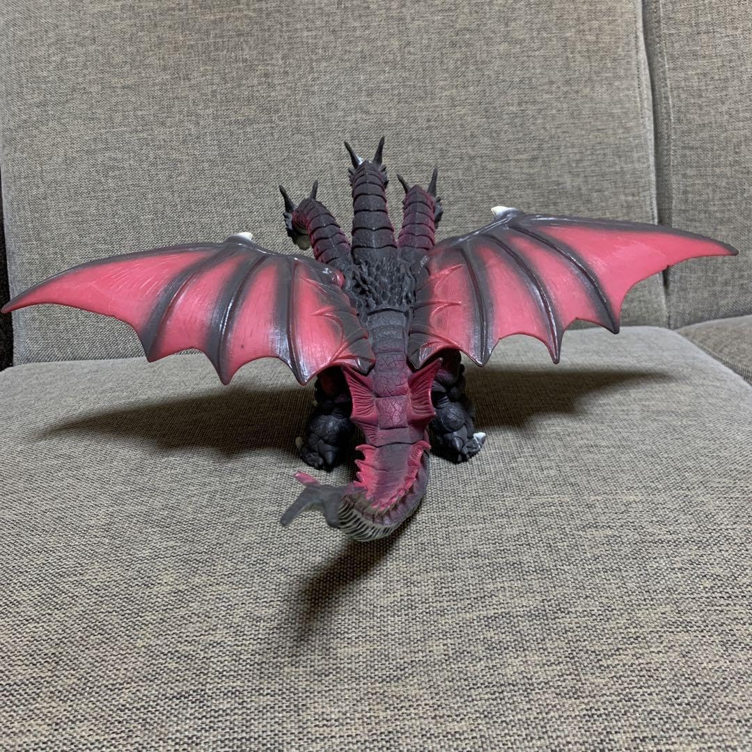 Amazon.co.jp: デスギドラ ソフビ : おもちゃ