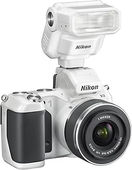 Amazon | Nikon ミラーレス一眼 Nikon 1 V2 ダブルレンズキット 1
