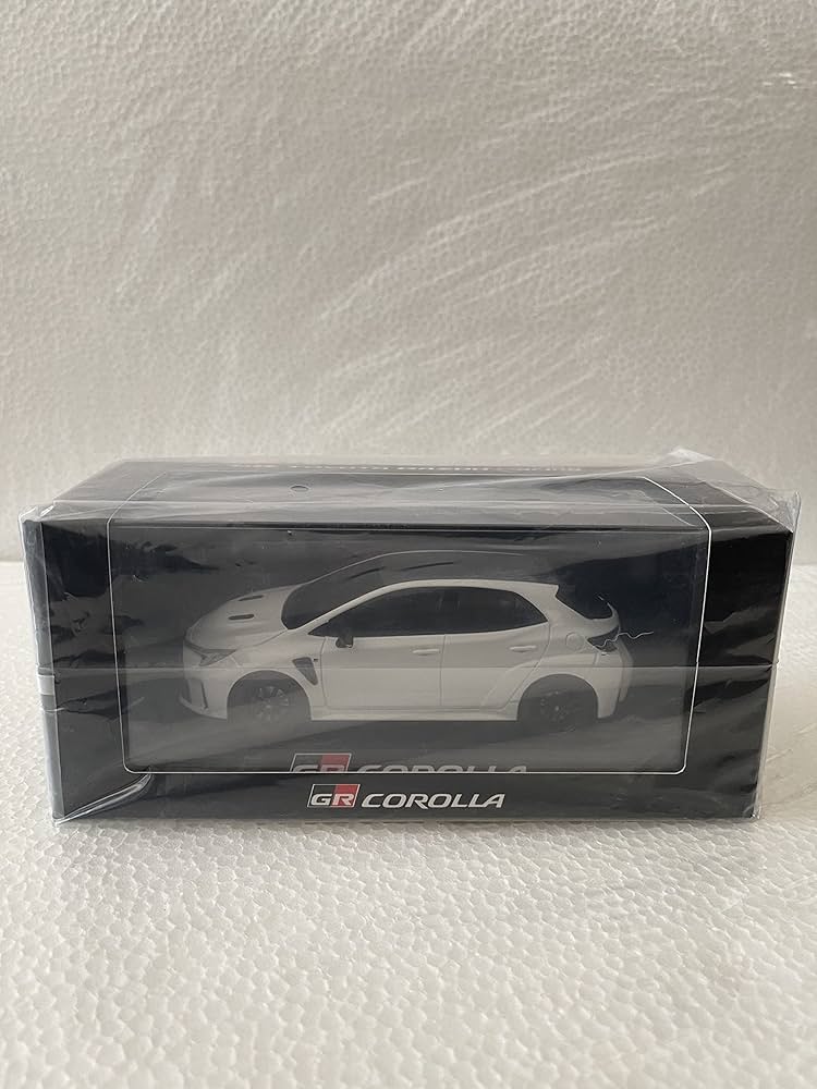 Amazon.co.jp: ミニカー 1/30 トヨタ 新型GRカローラ スーパーホワイト