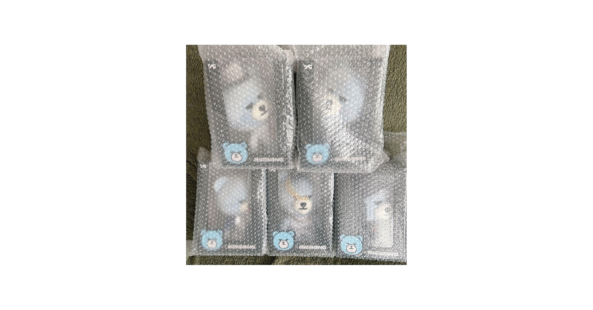 Amazon.co.jp: BIGBANG公式ぬいぐるみ5体 : おもちゃ