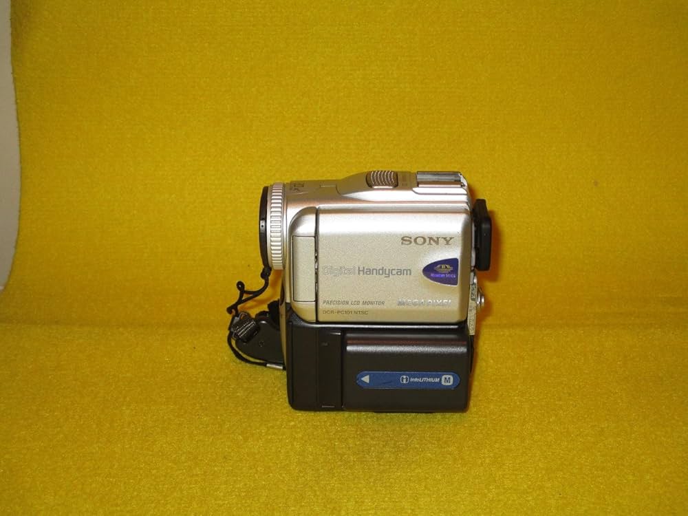 Amazon | SONY DCR-PC101 デジタルビデオカメラ miniDV | ビデオカメラ