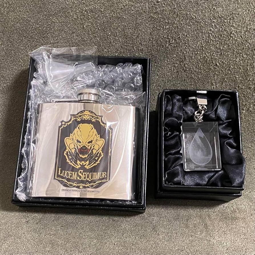 Amazon.co.jp: コードヴェイン CODE VEIN 血涙クリスタルキーホルダー