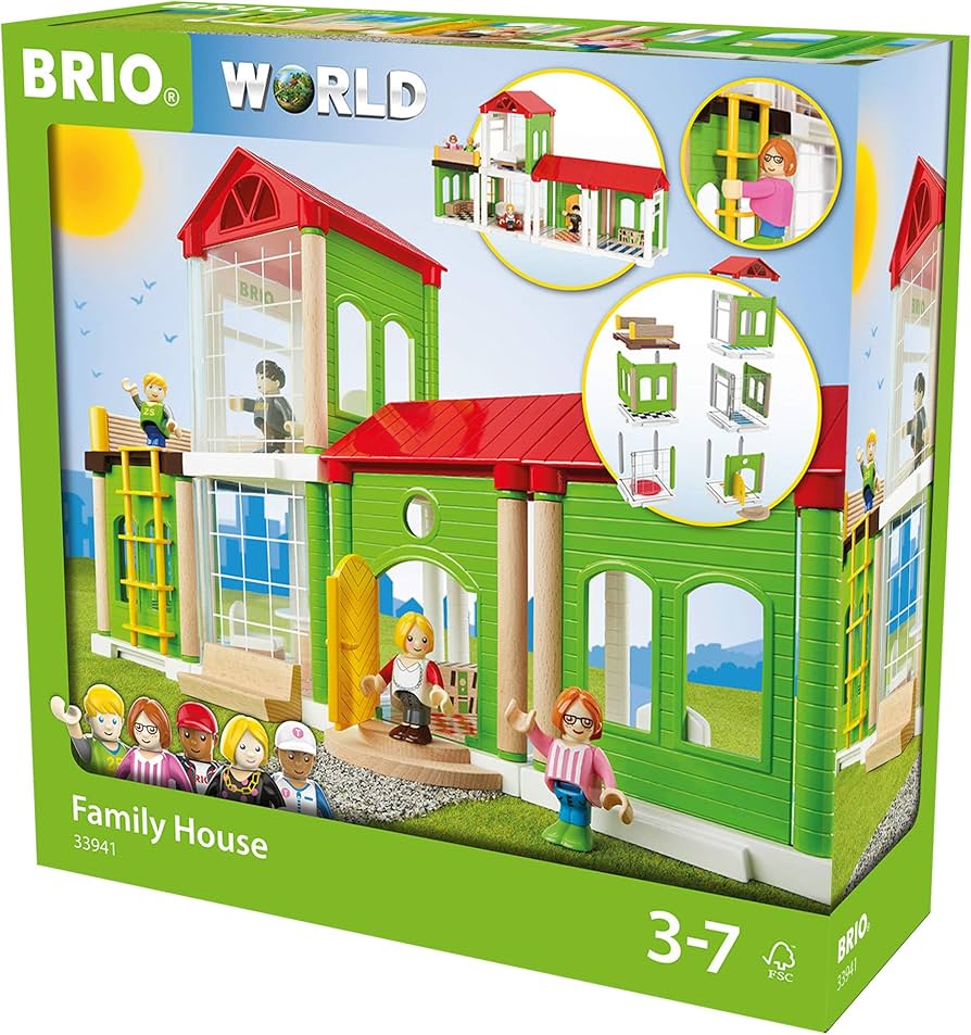Amazon.com: BRIO World - 33941 Family House | 46 Piece Play House