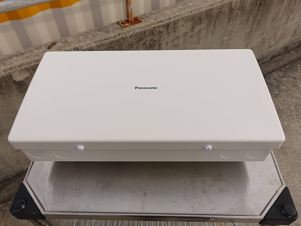 Amazon | パナソニック(Panasonic) 昇圧回路付接続箱 標準2回路昇圧1